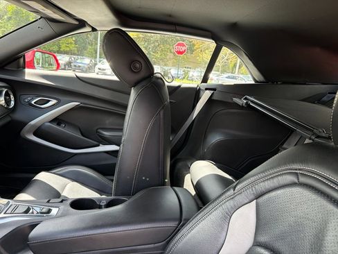 Used 2019 Chevrolet Camaro LT RWD image 14