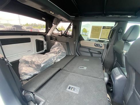 Certified 2024 Ford Bronco Wildtrak AWD/4WD image 27