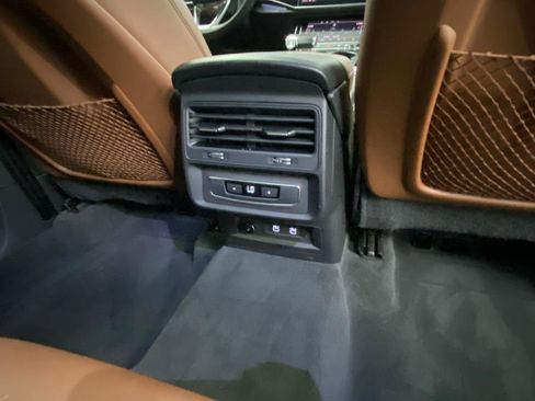 Used 2021 Audi Q7 2.0T Premium Plus w/ Premium Plus Package image 40