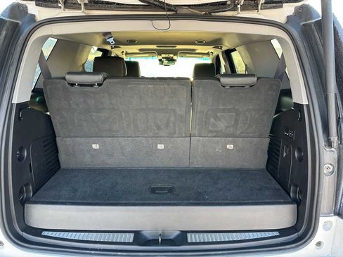 Used 2017 GMC Yukon Denali image 15