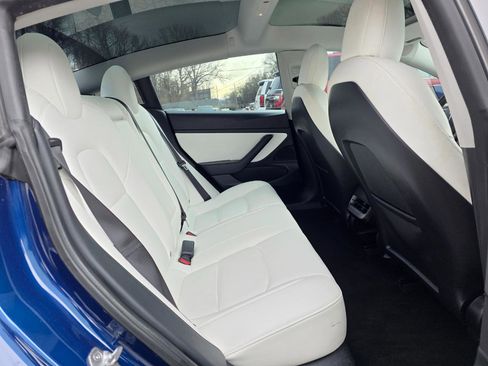 Used 2021 Tesla Model 3 Long Range image 17