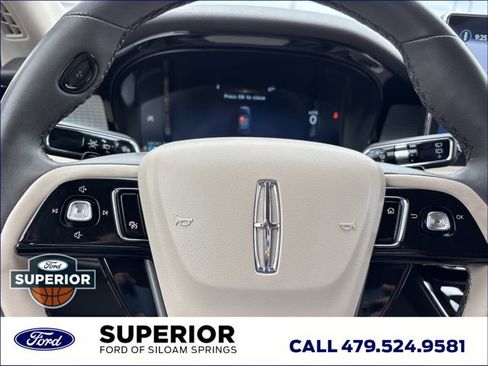 Used 2024 Lincoln Corsair AWD w/ Equipment Group 101A image 24
