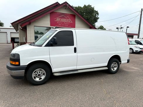 Used 2020 GMC Savana 2500 w/ Driver Convenience Package image 5