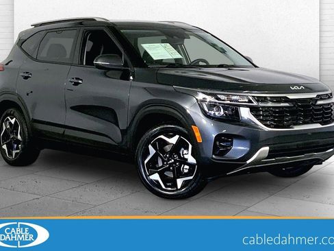 Certified 2025 Kia Seltos S image 1