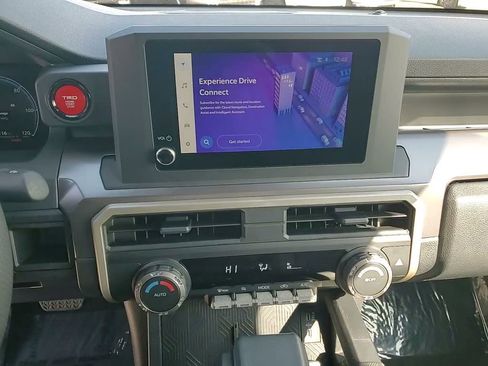 Used 2025 Toyota Tacoma TRD Off-Road image 27