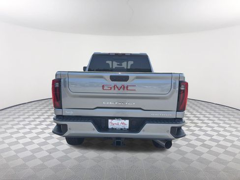 Used 2024 GMC Sierra 2500 Denali w/ Denali Reserve Package AWD/4WD image 5