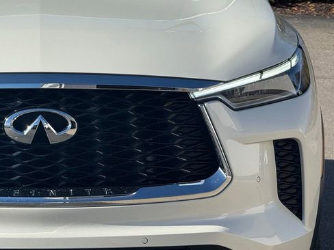 Used 2024 INFINITI QX60 Luxe image 6