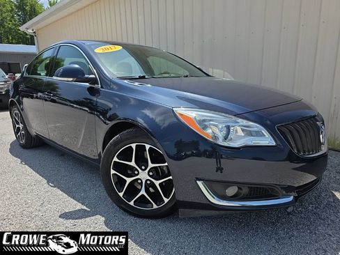 Used 2017 Buick Regal Sport Touring FWD image 1