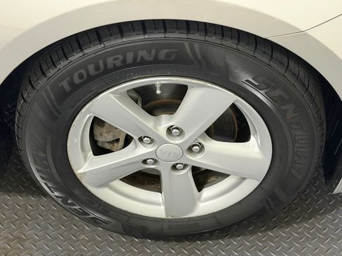Used 2014 Kia Optima LX FWD image 17