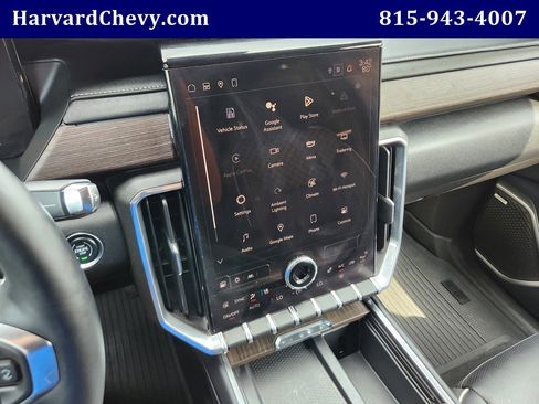 Used 2024 GMC Acadia Denali w/ LPO, Floor Liner Package image 8