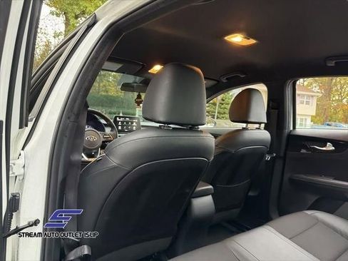 Used 2020 Kia Forte GT-Line image 21