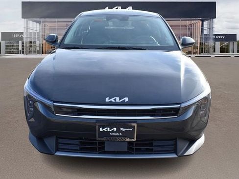New 2026 Kia K4 EX image 9