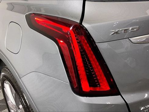 Used 2024 Cadillac XT5 Premium Luxury AWD/4WD image 39