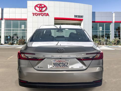 Certified 2025 Toyota Camry LE image 6