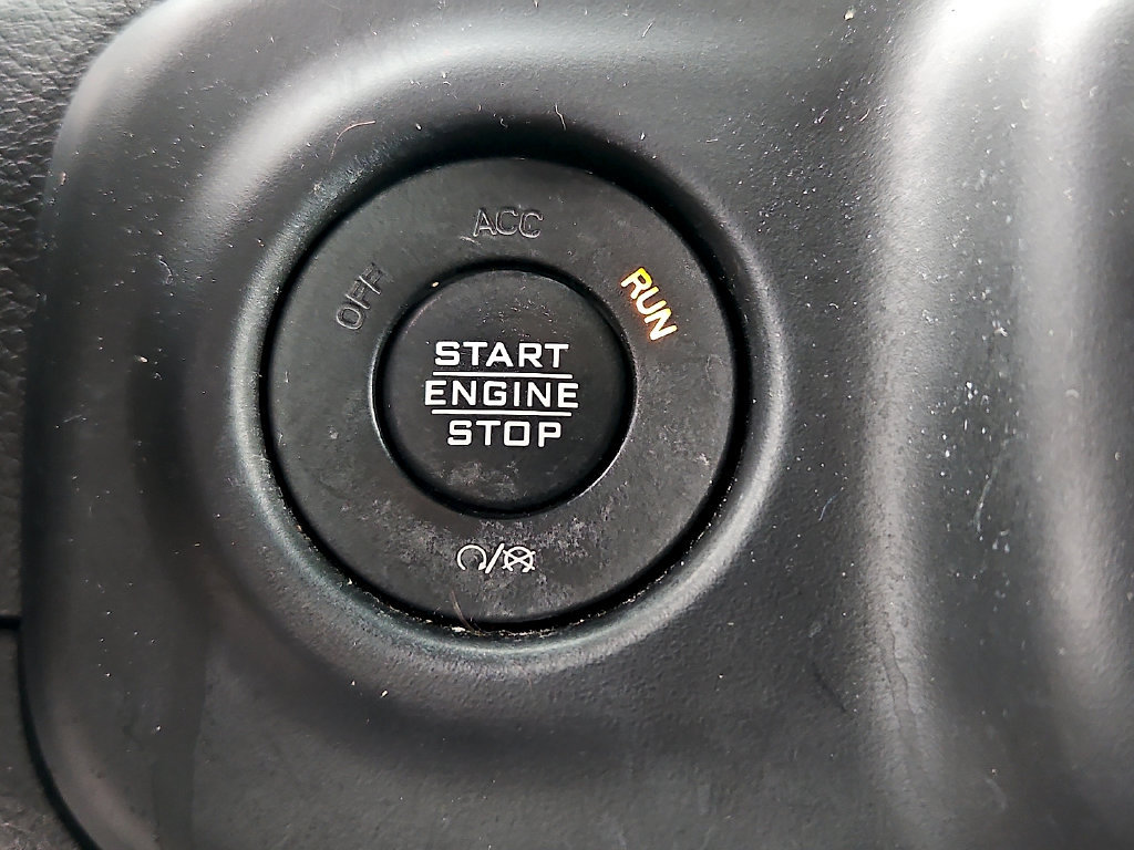 Used 2021 Jeep Wrangler Unlimited Sahara AWD/4WD image 22