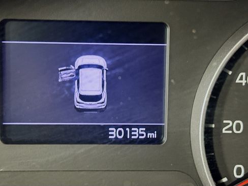 Used 2023 Kia Seltos EX image 19