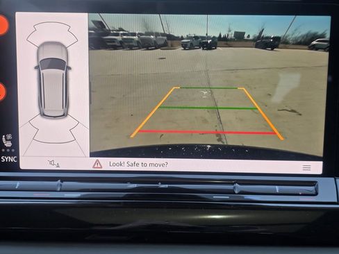 New 2026 Volkswagen Atlas Peak Edition image 14