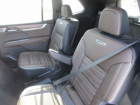 New 2026 GMC Acadia Denali Ultimate image 13