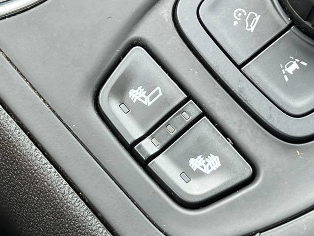 Used 2023 GMC Terrain SLT w/ Infotainment Package II AWD/4WD image 31