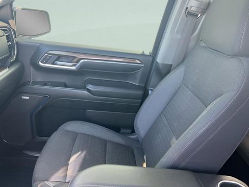 Used 2024 Chevrolet Silverado 1500 LT Trail Boss w/ Convenience Package II AWD/4WD image 11
