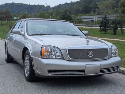 Used 2005 Cadillac De Ville w/ Trunk Convenience Package