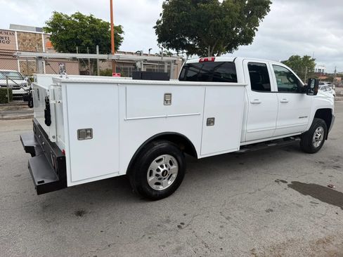 Used 2019 Chevrolet Silverado 2500 W/T RWD image 5
