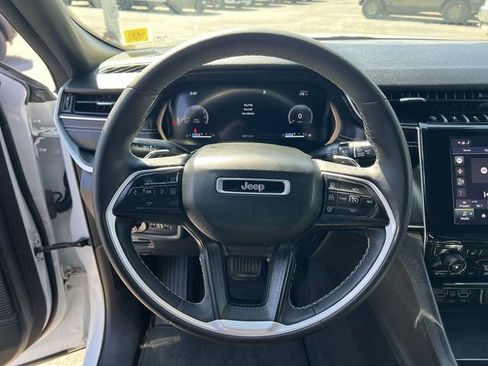Used 2023 Jeep Grand Cherokee L Laredo AWD/4WD image 20