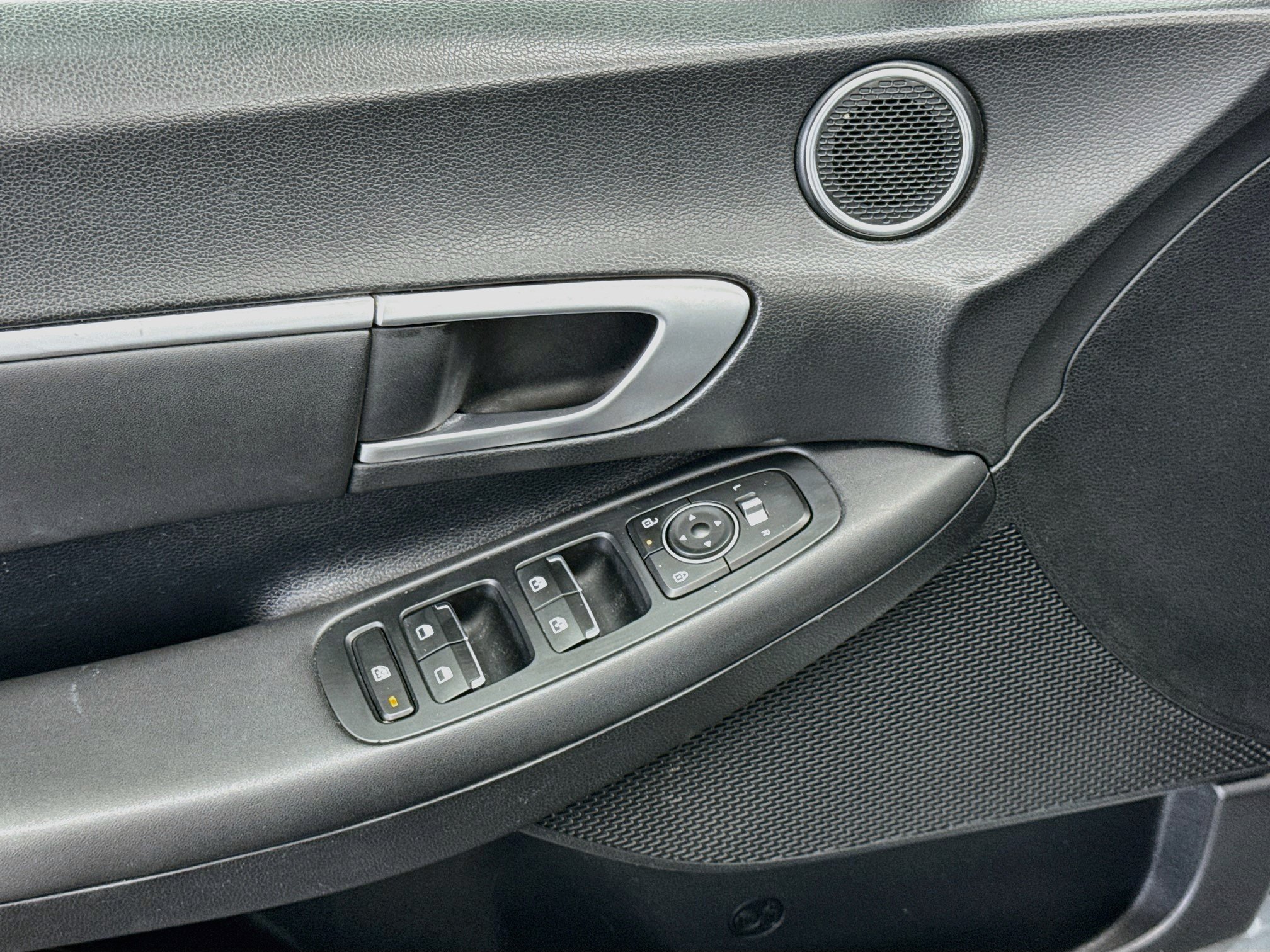 Used 2024 Hyundai Sonata SEL FWD image 15