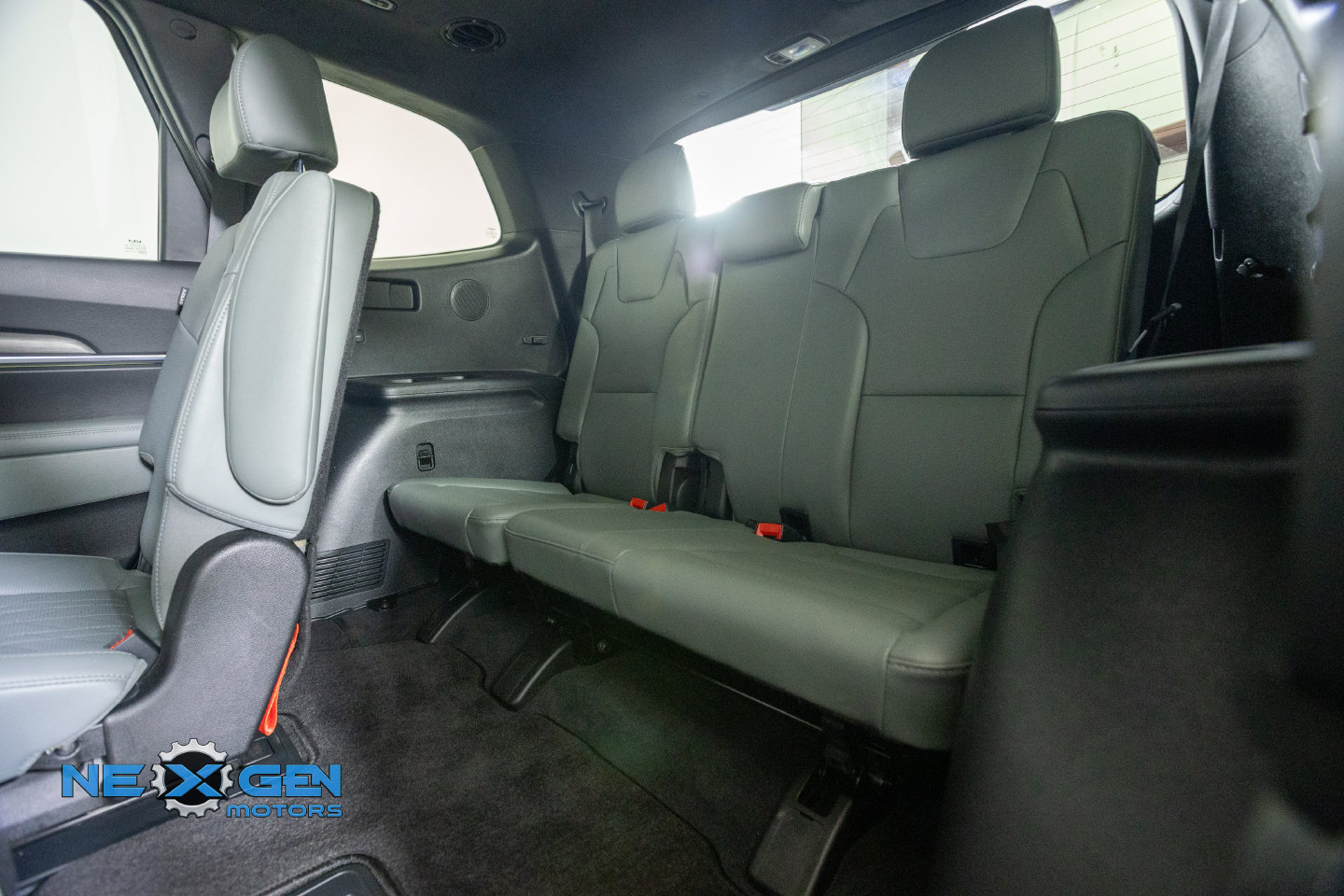 Used 2024 Kia Telluride SX Prestige X-Pro AWD/4WD image 31