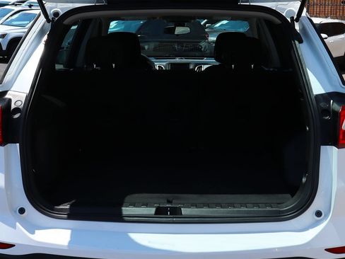 Used 2020 Chevrolet Equinox LS FWD image 23