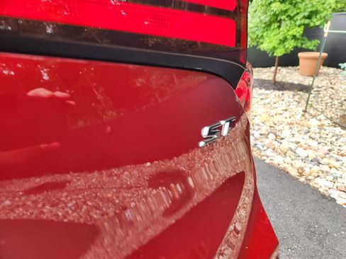 Used 2023 Buick Encore GX Select w/ Sport Touring Package image 21