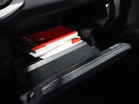 Certified 2022 Toyota Tacoma TRD Sport image 29