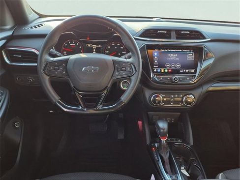 Certified 2023 Chevrolet TrailBlazer RS w/ Sun and Liftgate Package image 4