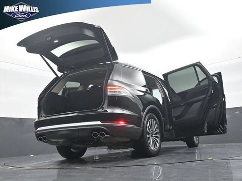 Used 2024 Lincoln Aviator Reserve w/ Equipment Group 201A RWD image 29