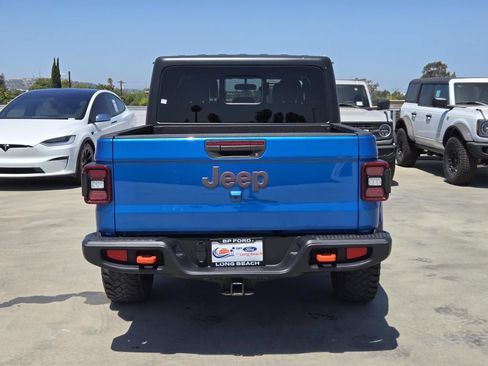 Used 2021 Jeep Gladiator Mojave w/ LED Lighting Group AWD/4WD image 5