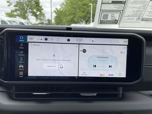 New 2025 Jeep Gladiator Sport w/ Premium Package image 16