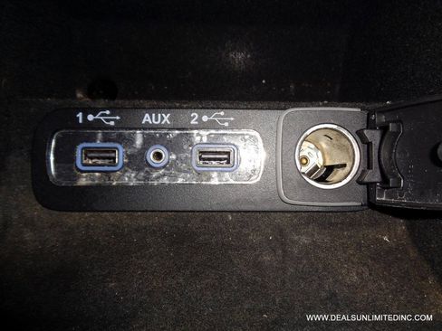 Used 2021 Jeep Grand Cherokee Laredo w/ Trailer Tow Group IV image 16