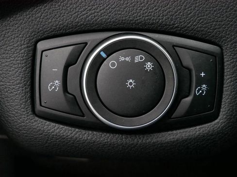 Used 2017 Ford C-MAX SE image 20