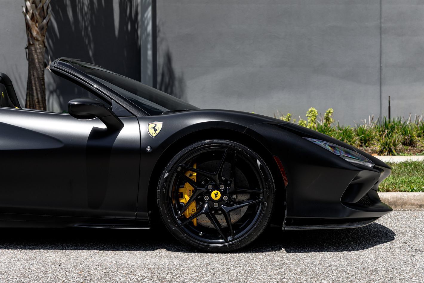 Used 2022 Ferrari F8 Tributo RWD image 19