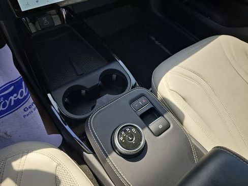 Used 2022 Ford Mustang Mach-E Premium RWD image 27