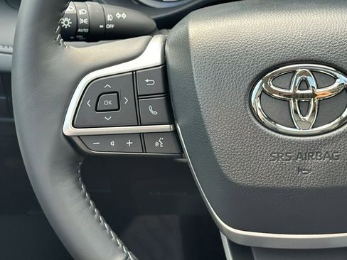 New 2026 Toyota Highlander XLE AWD/4WD image 28