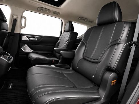 Used 2025 INFINITI QX80 Sensory AWD/4WD image 21
