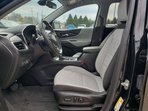 Used 2022 Chevrolet Equinox LT w/ Driver Convenience Package AWD/4WD image 10