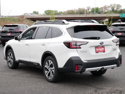 Used 2021 Subaru Outback Touring XT AWD/4WD image 5