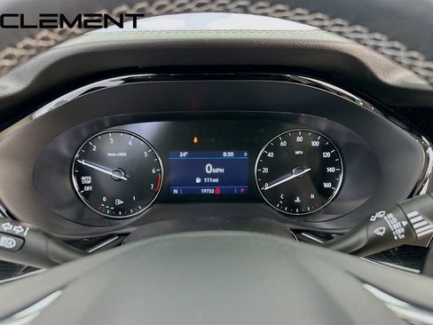 Used 2023 Buick Envision Preferred image 17