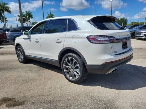 Certified 2023 Lincoln Nautilus Reserve AWD/4WD image 4