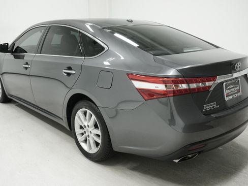 Used 2014 Toyota Avalon XLE Premium FWD image 6