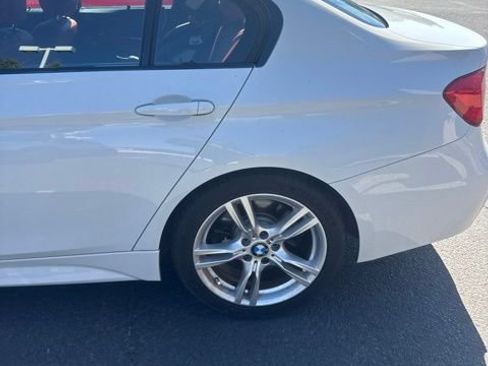Used 2015 BMW 335i Sedan RWD image 2