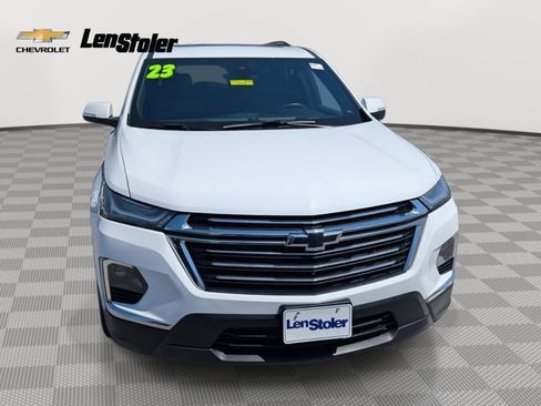 Used 2023 Chevrolet Traverse LT w/ LT Premium Package image 8