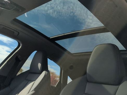 New 2025 Audi Q5 Premium Plus image 17